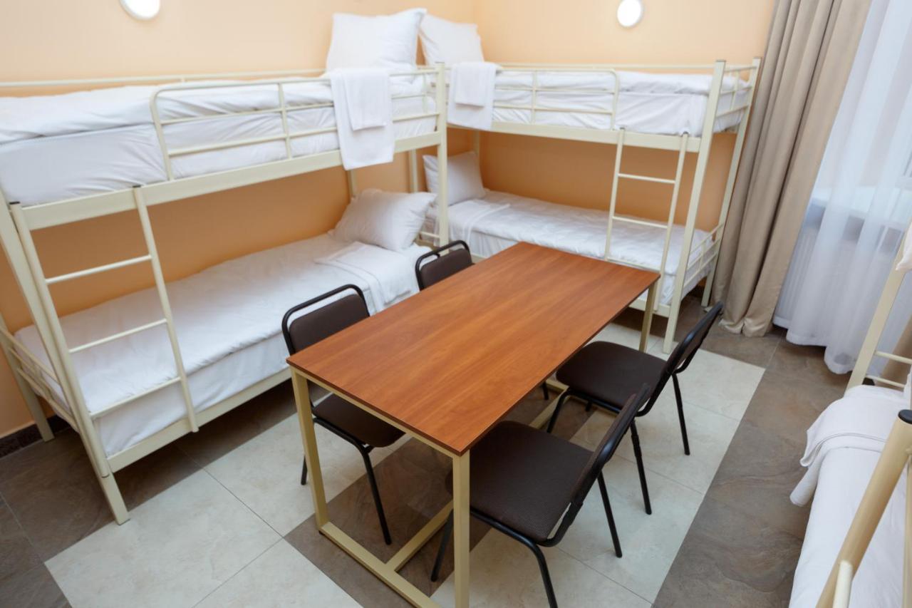 Hostel Suputnyk Львов Экстерьер фото